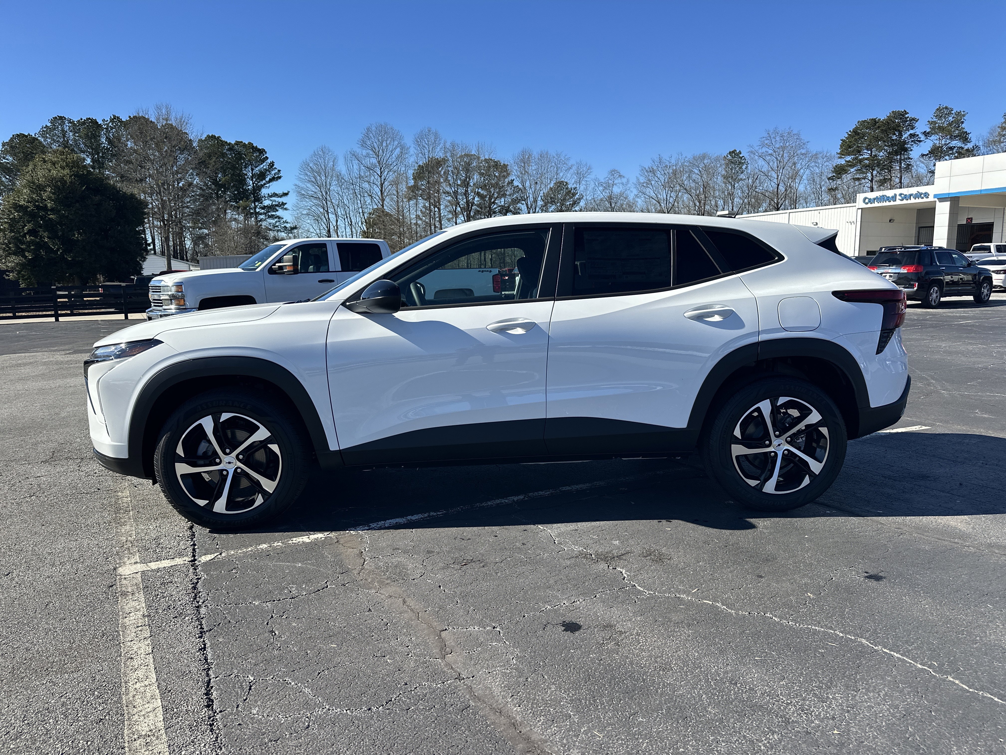 New 2026 Chevrolet Trax RS w/ Driver Confidence Package FWD image 6