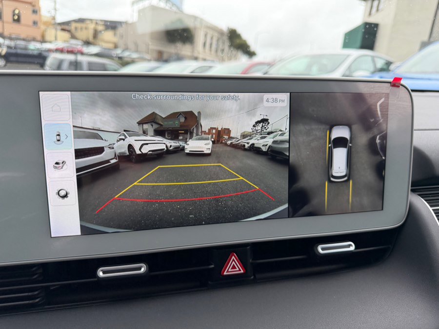 Used 2024 Hyundai Ioniq 5 Limited image 30