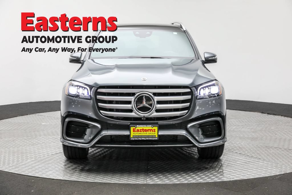 Used 2024 Mercedes-Benz GLS 450 4MATIC w/ AMG Line Exterior image 2