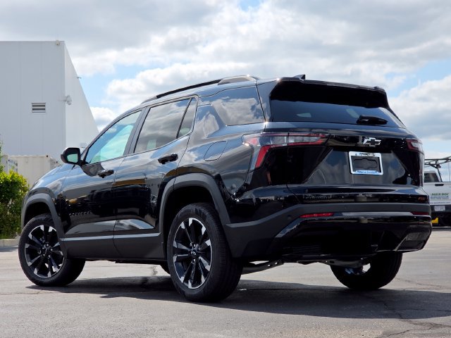 New 2026 Chevrolet Equinox RS w/ Convenience Package III FWD image 14