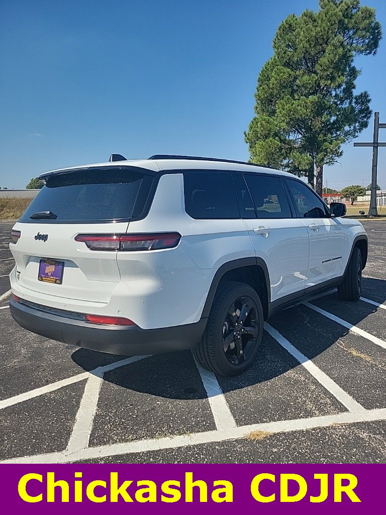 New 2025 Jeep Grand Cherokee L Altitude image 7