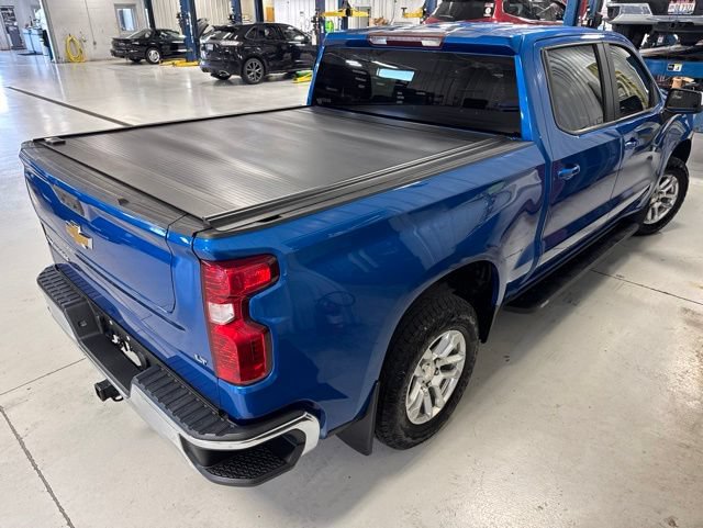 Used 2022 Chevrolet Silverado 1500 LT w/ Z71 Off-Road Package AWD/4WD image 15
