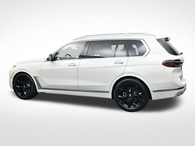 New 2026 BMW X7 xDrive40i image 7