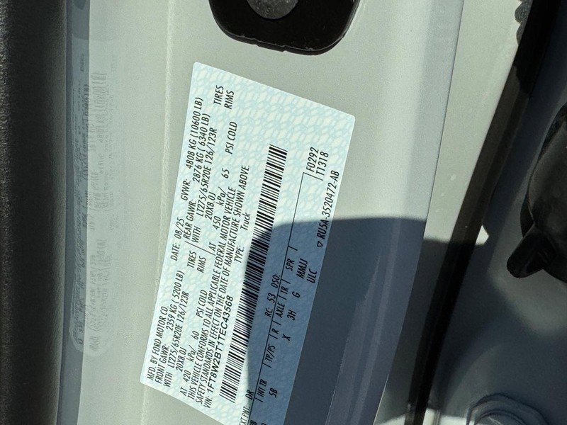 New 2026 Ford F250 Lariat w/ Black Appearance Package image 27