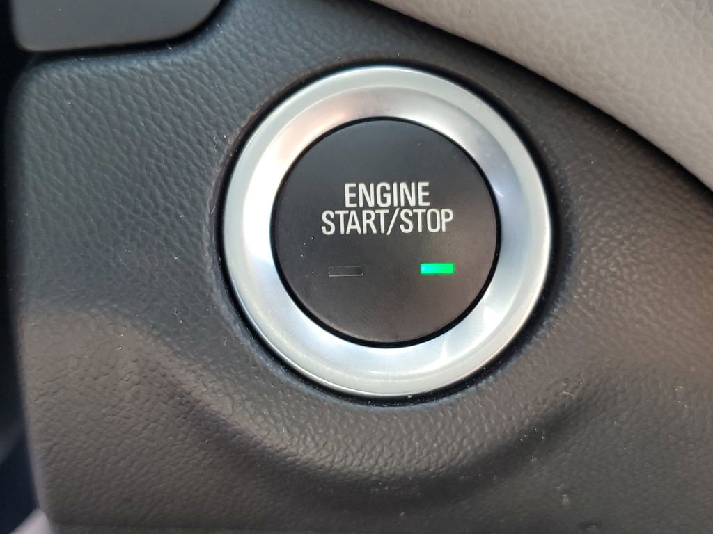 Used 2020 Chevrolet Equinox LT image 33