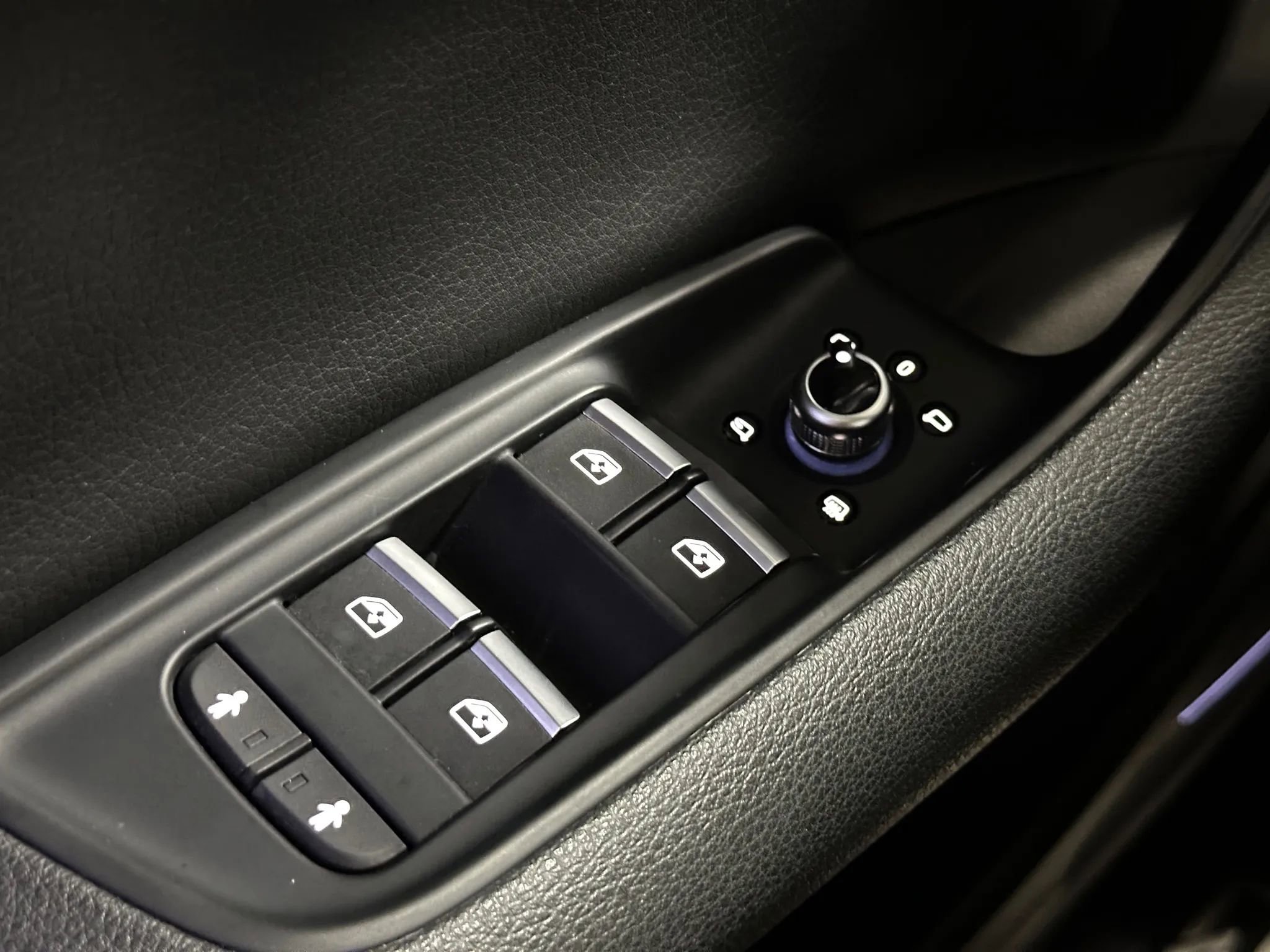 Used 2019 Audi Q7 3.0T Premium Plus w/ Premium Plus Package image 38