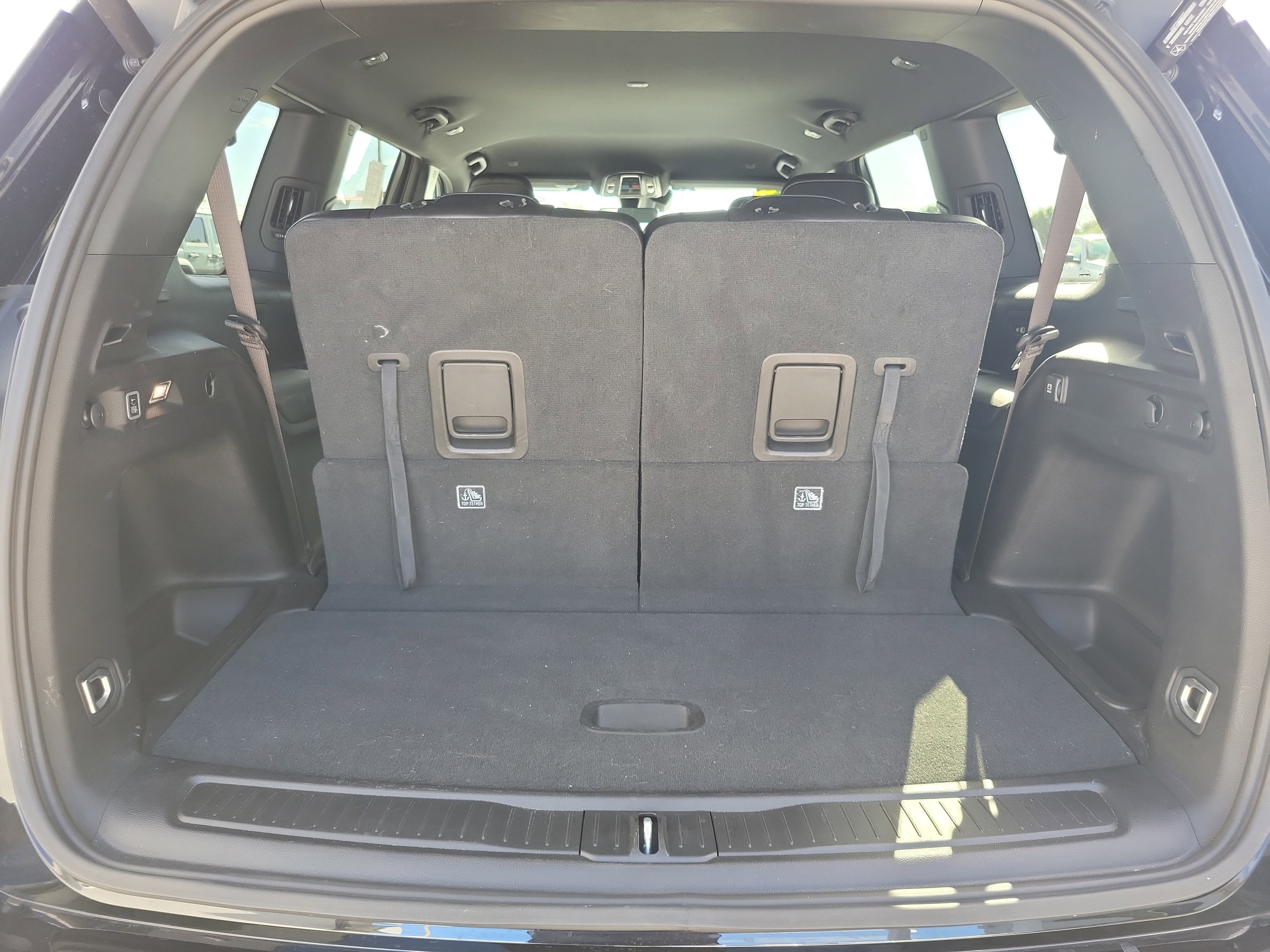 Used 2025 Jeep Grand Cherokee L Limited RWD image 7
