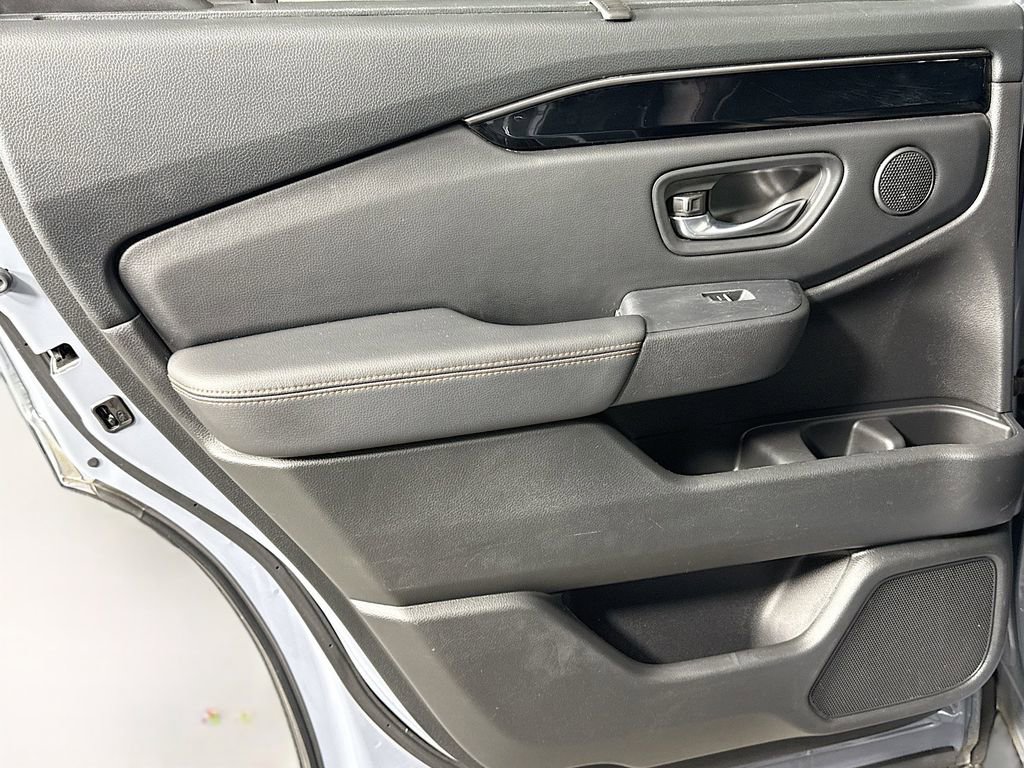 Used 2023 Honda Pilot TrailSport image 28