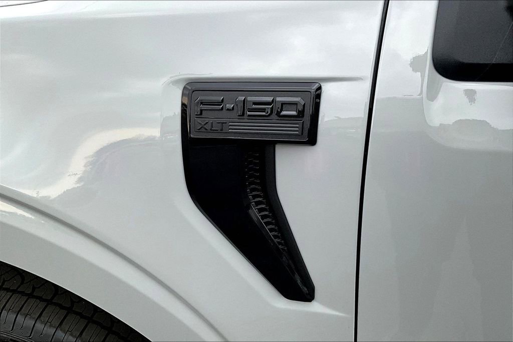 New 2026 Ford F150 XLT w/ Equipment Group 302A MID image 9