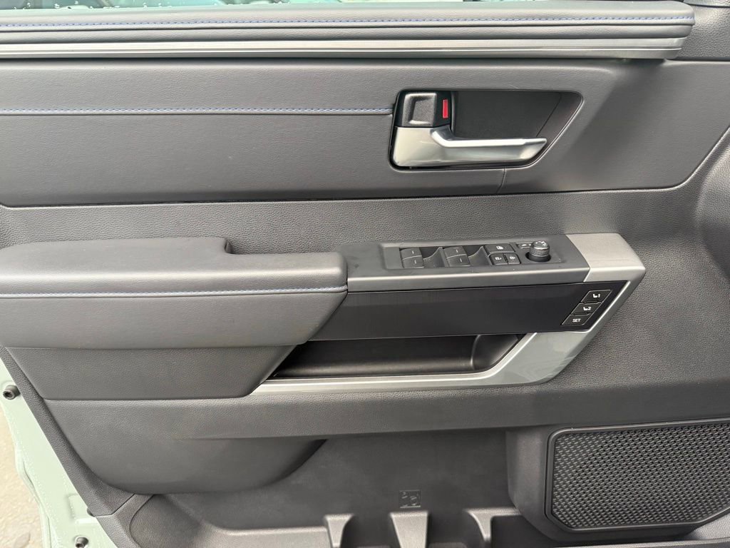 Used 2025 Toyota Tundra Platinum image 12