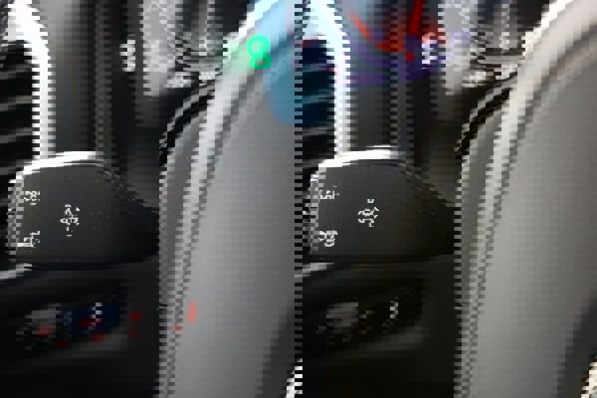 Used 2024 BMW 840i xDrive Coupe w/ Driving Assistance Package image 26