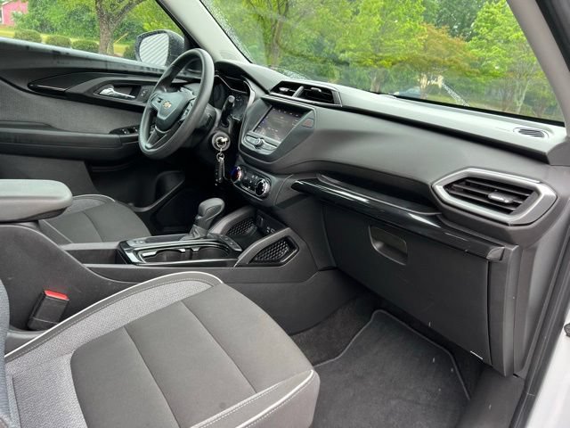 Used 2021 Chevrolet TrailBlazer LS FWD image 22