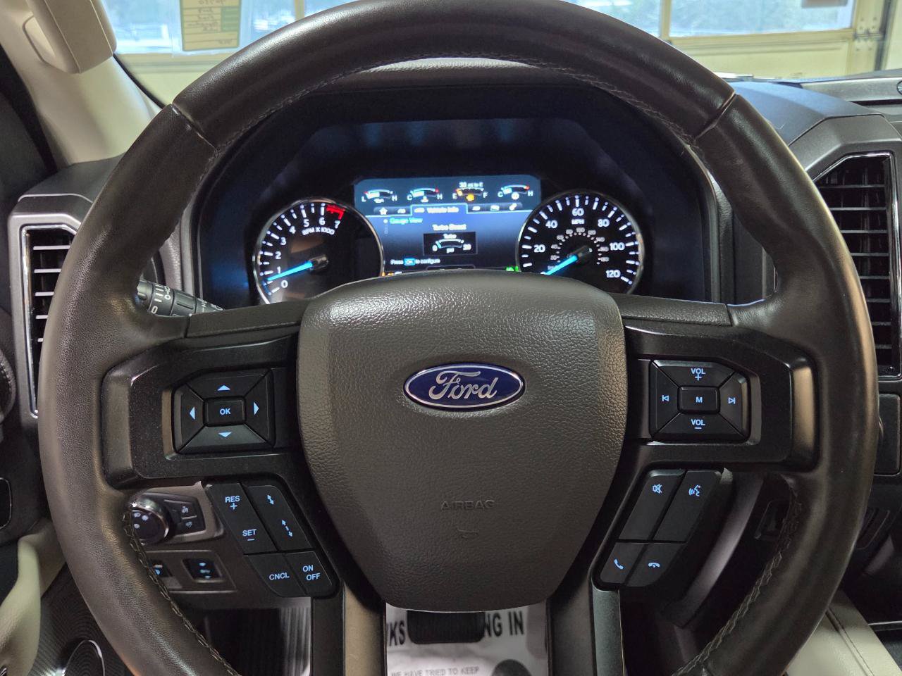 Used 2018 Ford Expedition Limited w/ Equipment Group 301A AWD/4WD image 46
