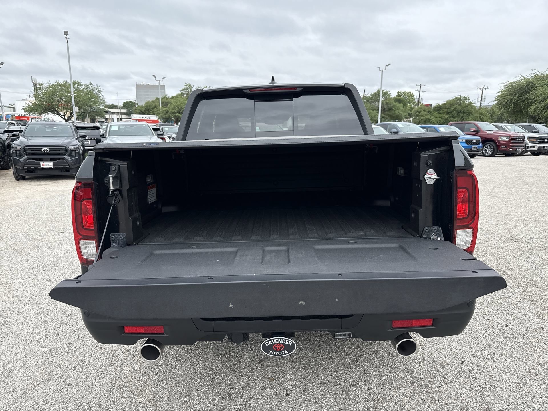 Used 2025 Honda Ridgeline Black Edition image 21