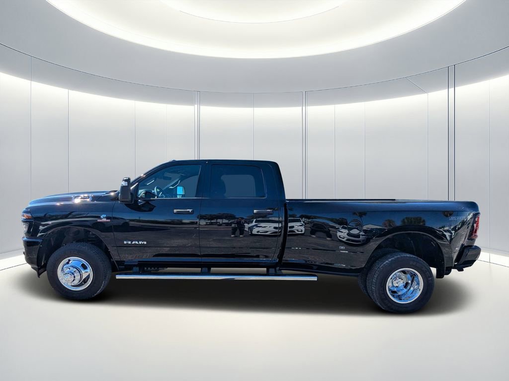 New 2026 RAM 3500 Big Horn AWD/4WD image 6