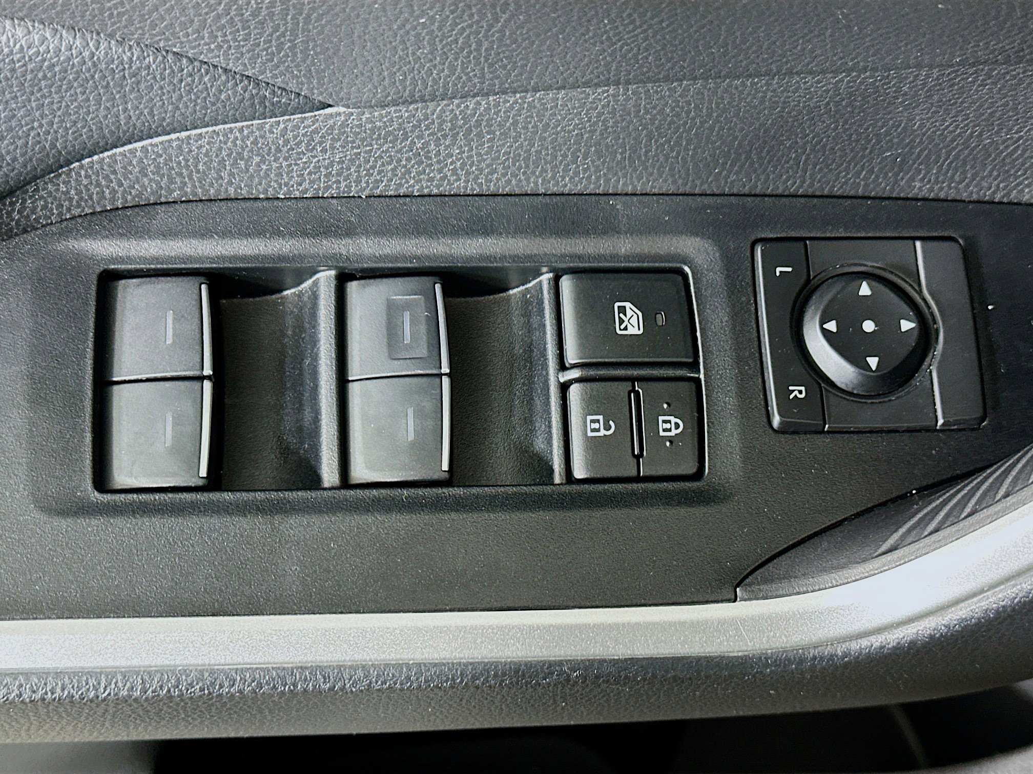 Used 2024 Toyota RAV4 XLE image 15