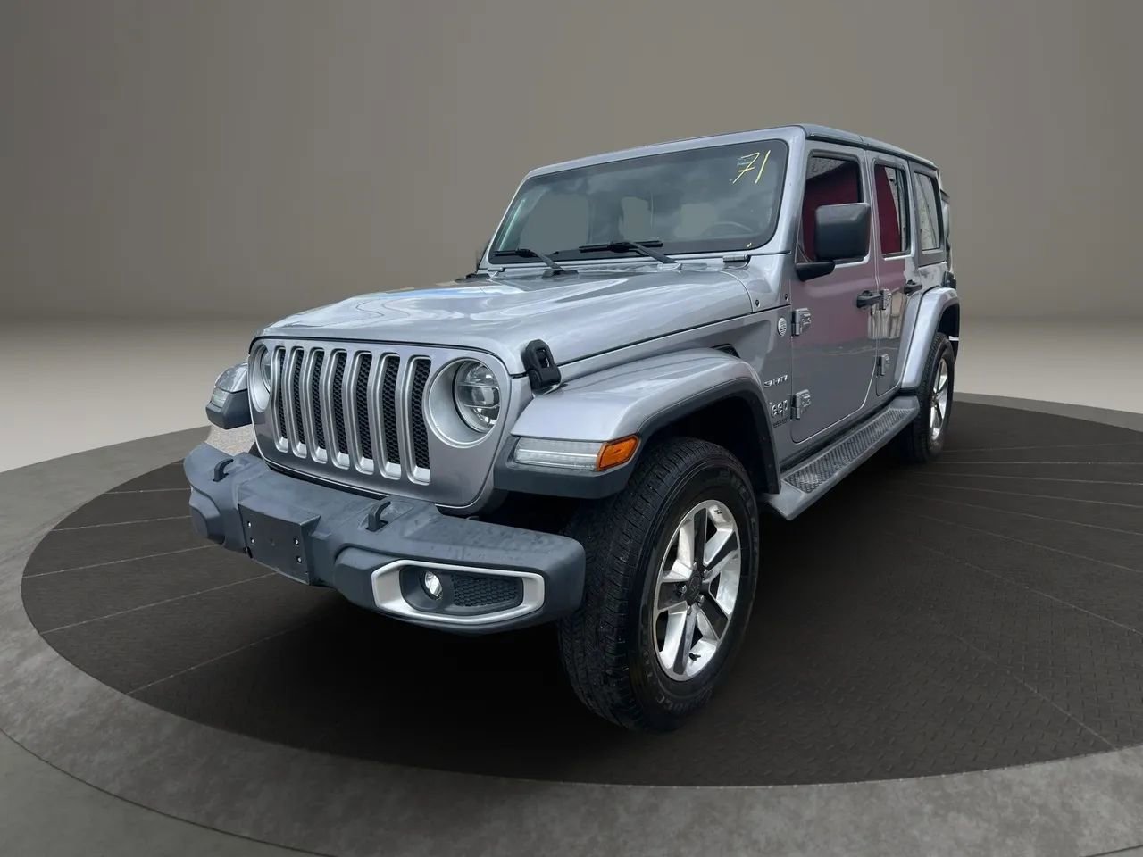 Used 2018 Jeep Wrangler Unlimited Sahara w/ Dual Top Group AWD/4WD image 1