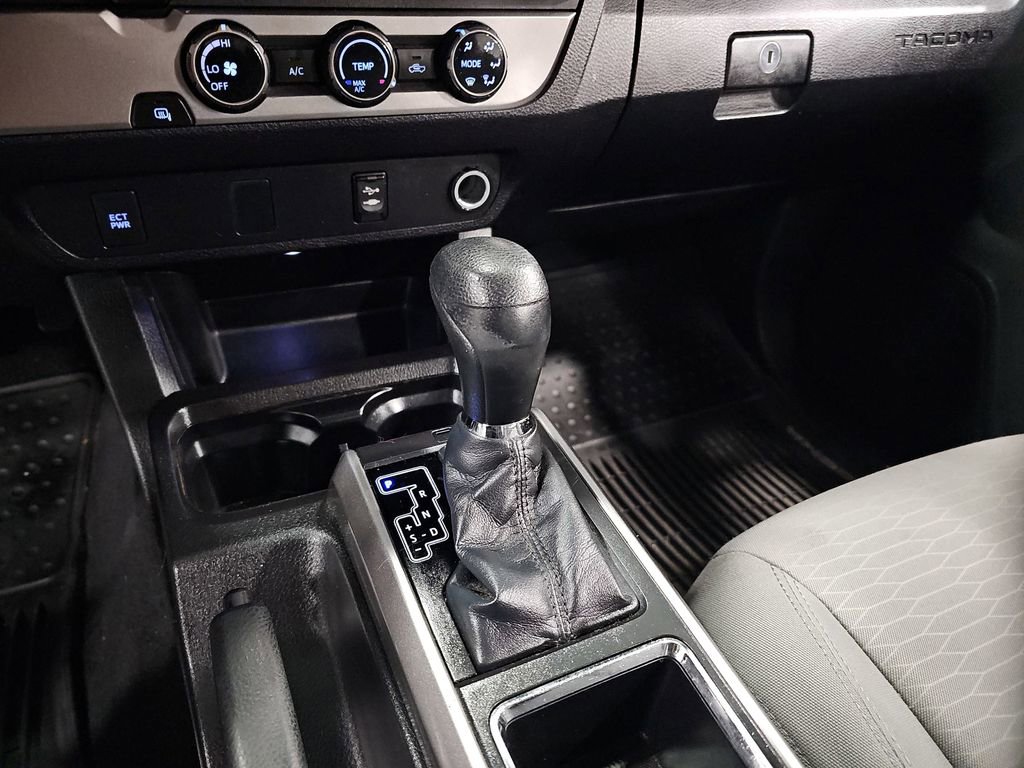 Used 2016 Toyota Tacoma SR5 image 15