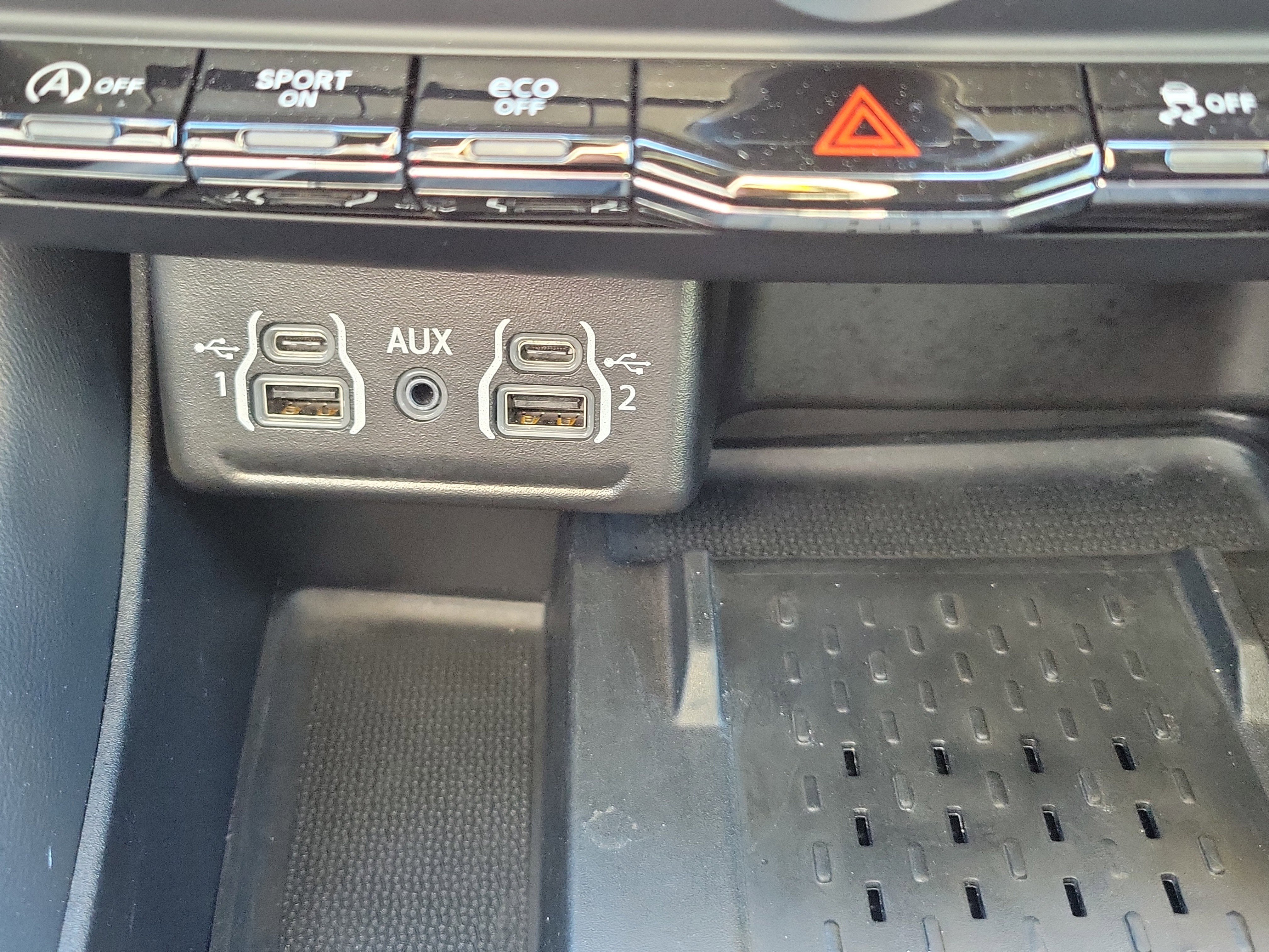 Used 2025 Dodge Durango GT image 36