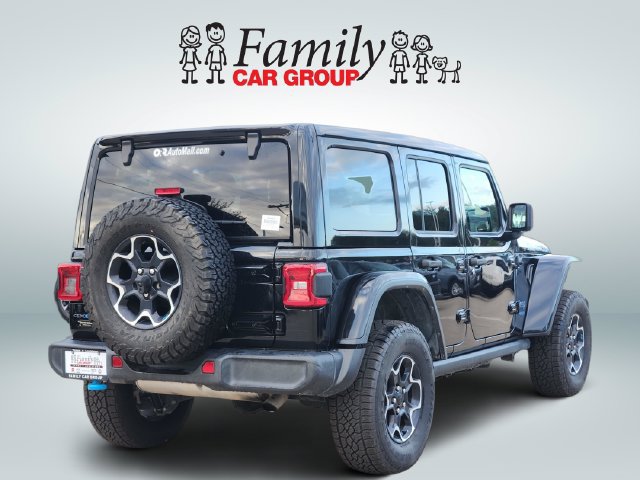 Used 2022 Jeep Wrangler Unlimited Rubicon 4xe AWD/4WD image 4