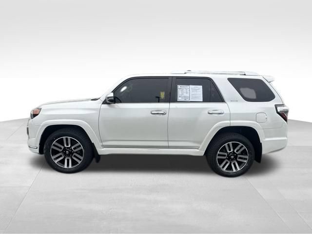 Used 2022 Toyota 4Runner Limited AWD/4WD image 3