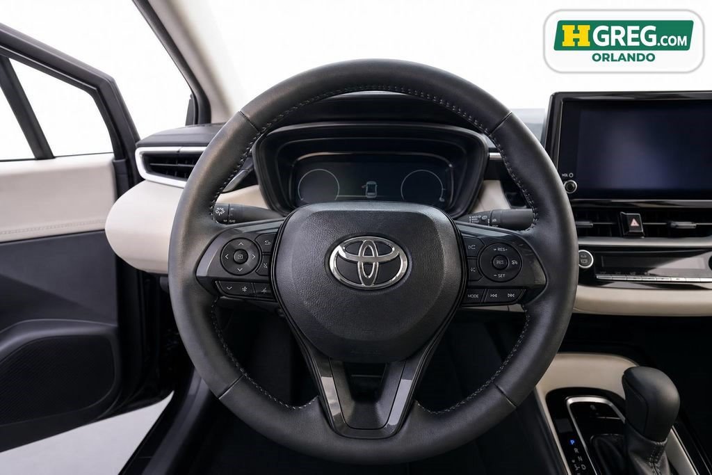 Used 2024 Toyota Corolla LE FWD image 10