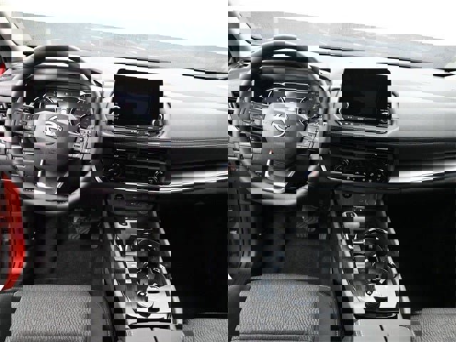 New 2026 Nissan Rogue SV image 10