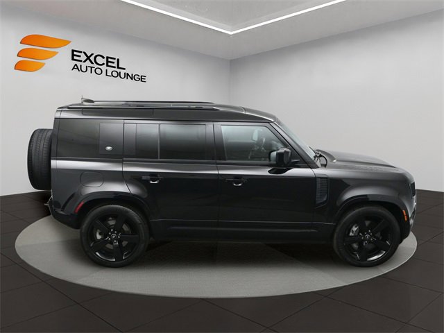 Used 2023 Land Rover Defender 110 X-Dynamic SE image 45