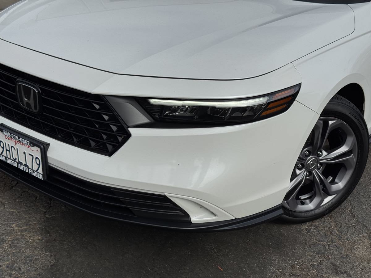 Used 2023 Honda Accord EX image 3