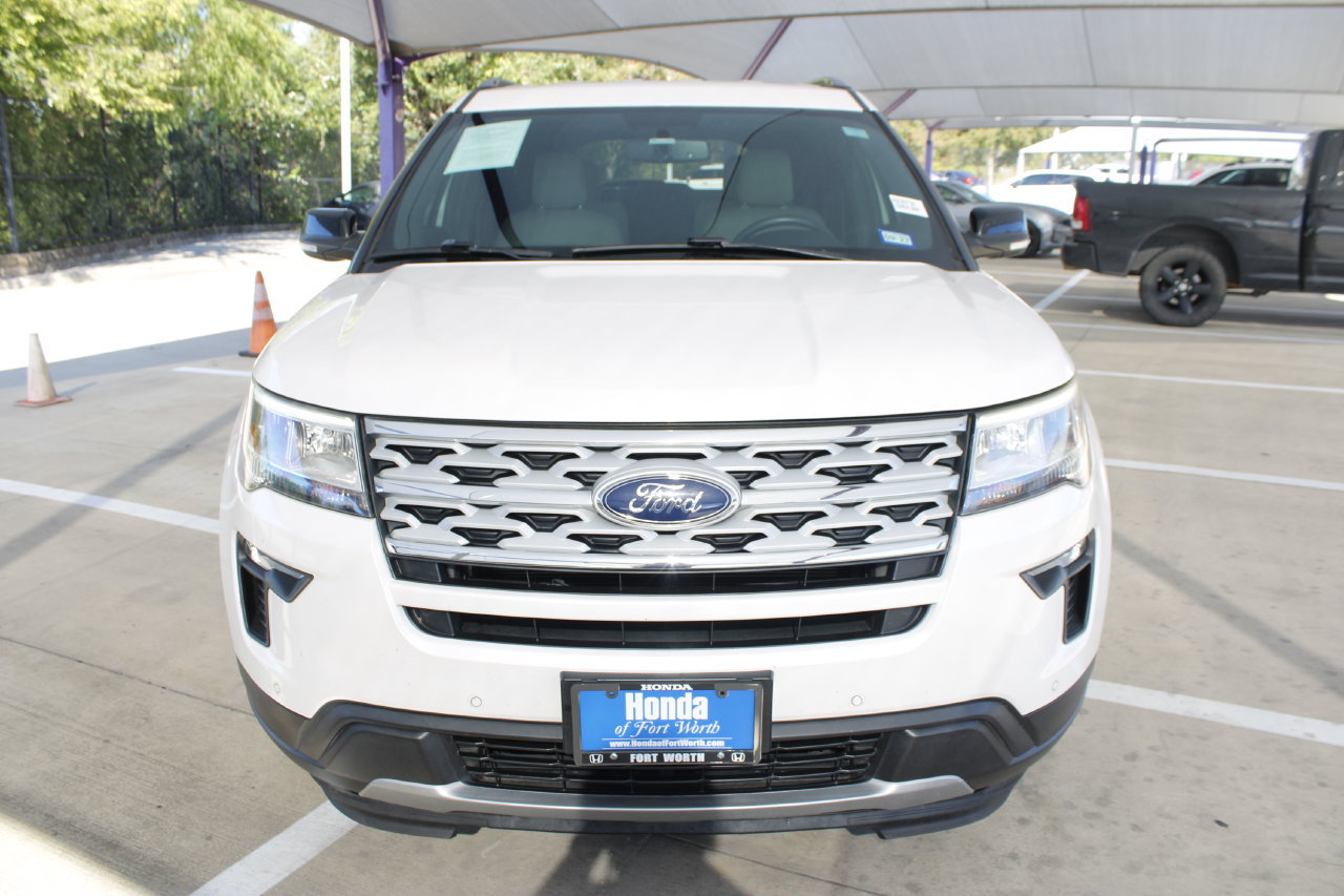 Used 2018 Ford Explorer XLT w/ Equipment Group 202A FWD image 10