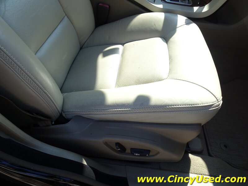 Used 2008 Volvo XC70 3.2 AWD/4WD image 31