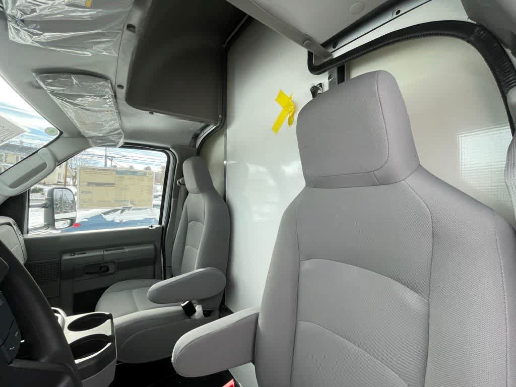 New 2024 Ford E-450 and Econoline 450 Super Duty w/ Power Windows & Locks Group RWD image 14