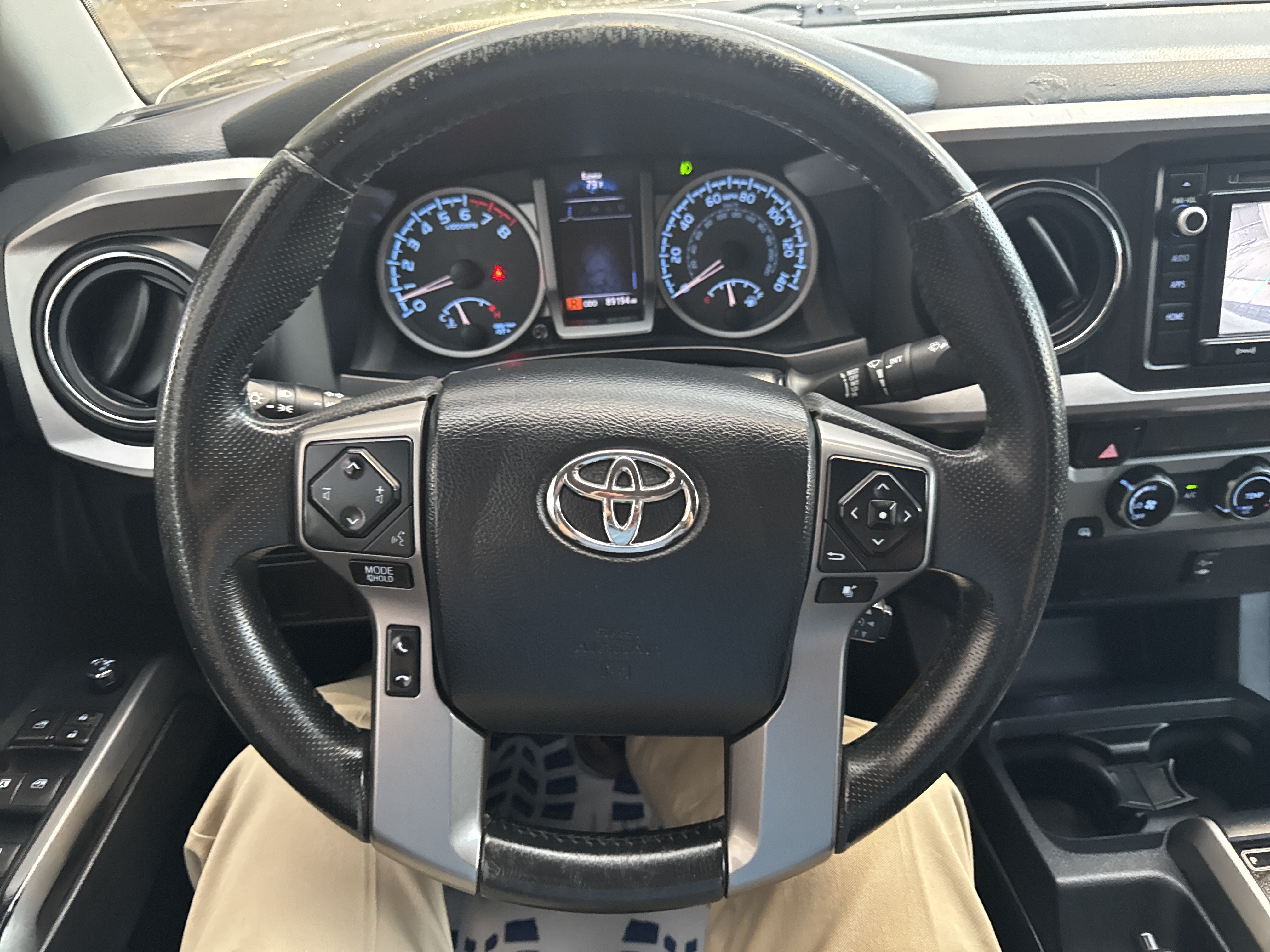 Used 2016 Toyota Tacoma SR5 w/ SR5 Appearance Package (SN) RWD image 31