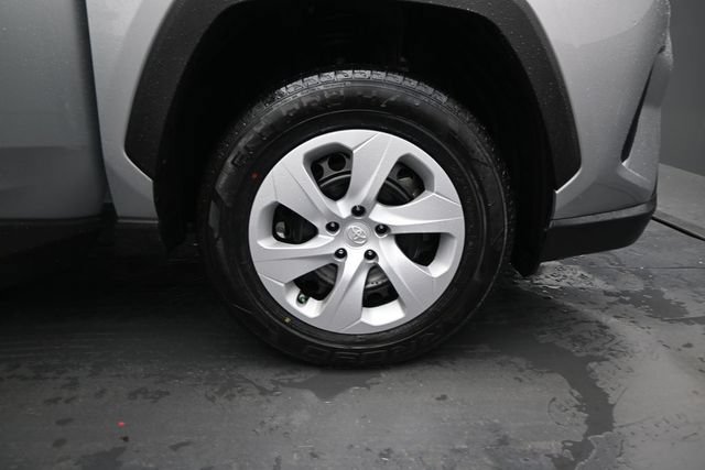 Used 2024 Toyota RAV4 LE FWD image 17