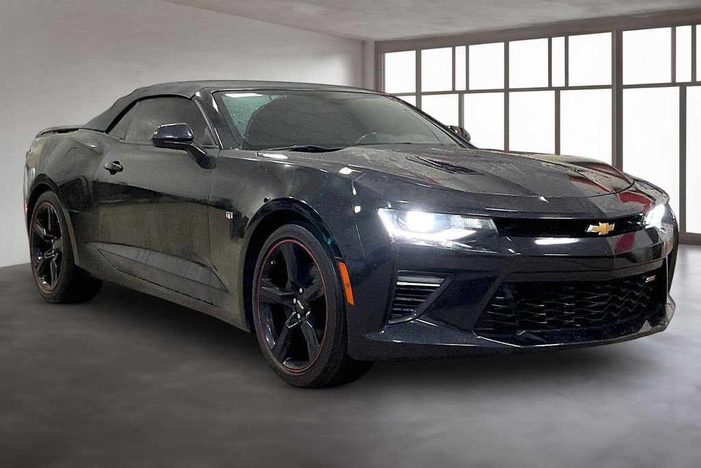 Used 2017 Chevrolet Camaro SS RWD image 11
