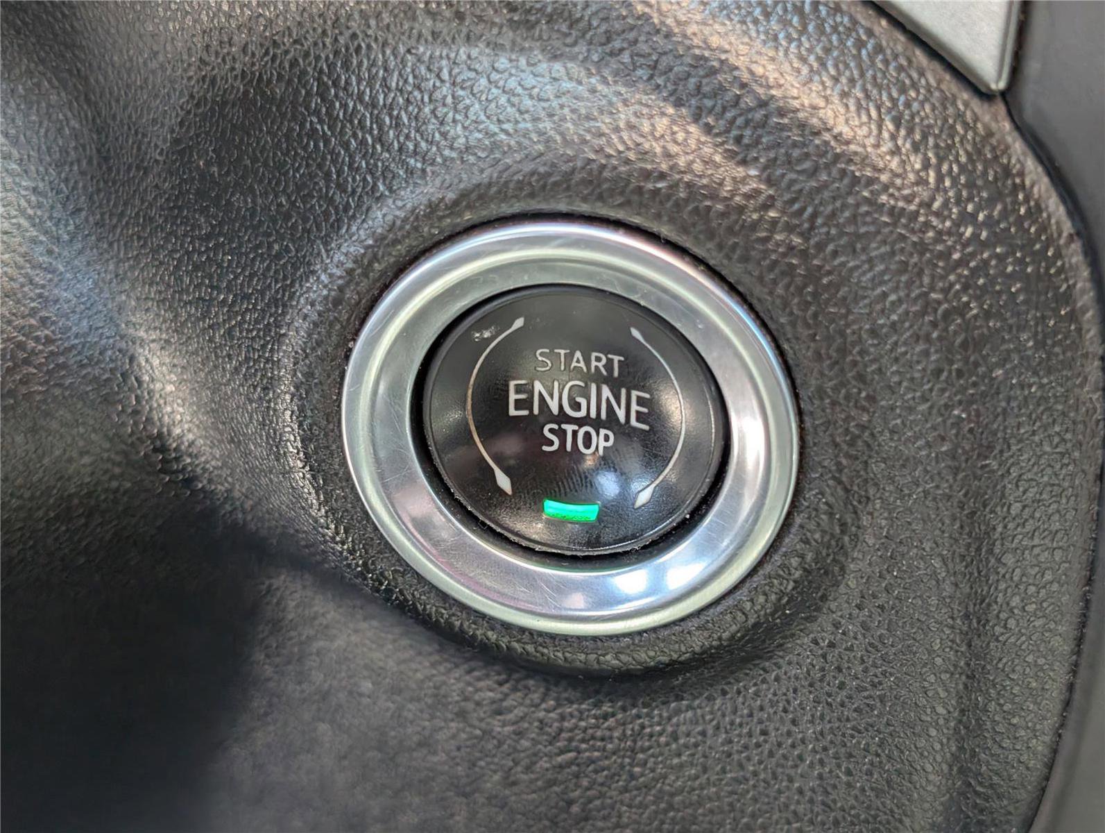 Used 2021 Chevrolet Silverado 1500 LTZ w/ LTZ Convenience Package II AWD/4WD image 27