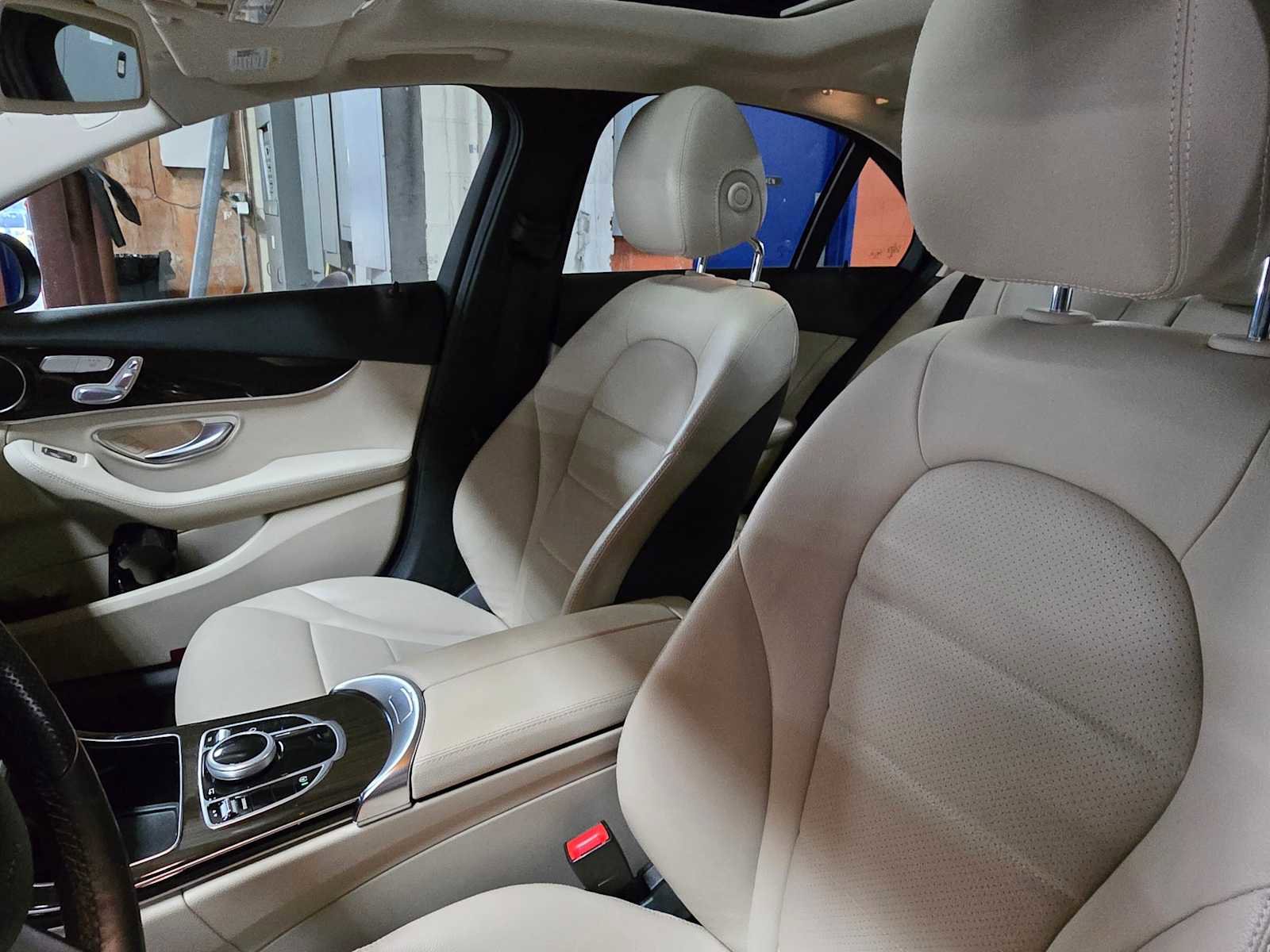 Used 2017 Mercedes-Benz C 300 Sedan image 21