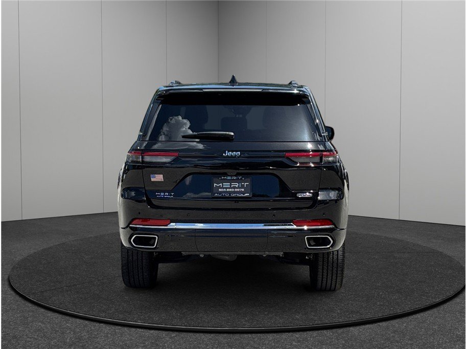 Used 2023 Jeep Grand Cherokee Overland image 8