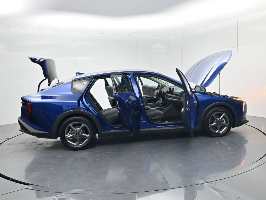 Certified 2025 Kia K4 FWD image 56