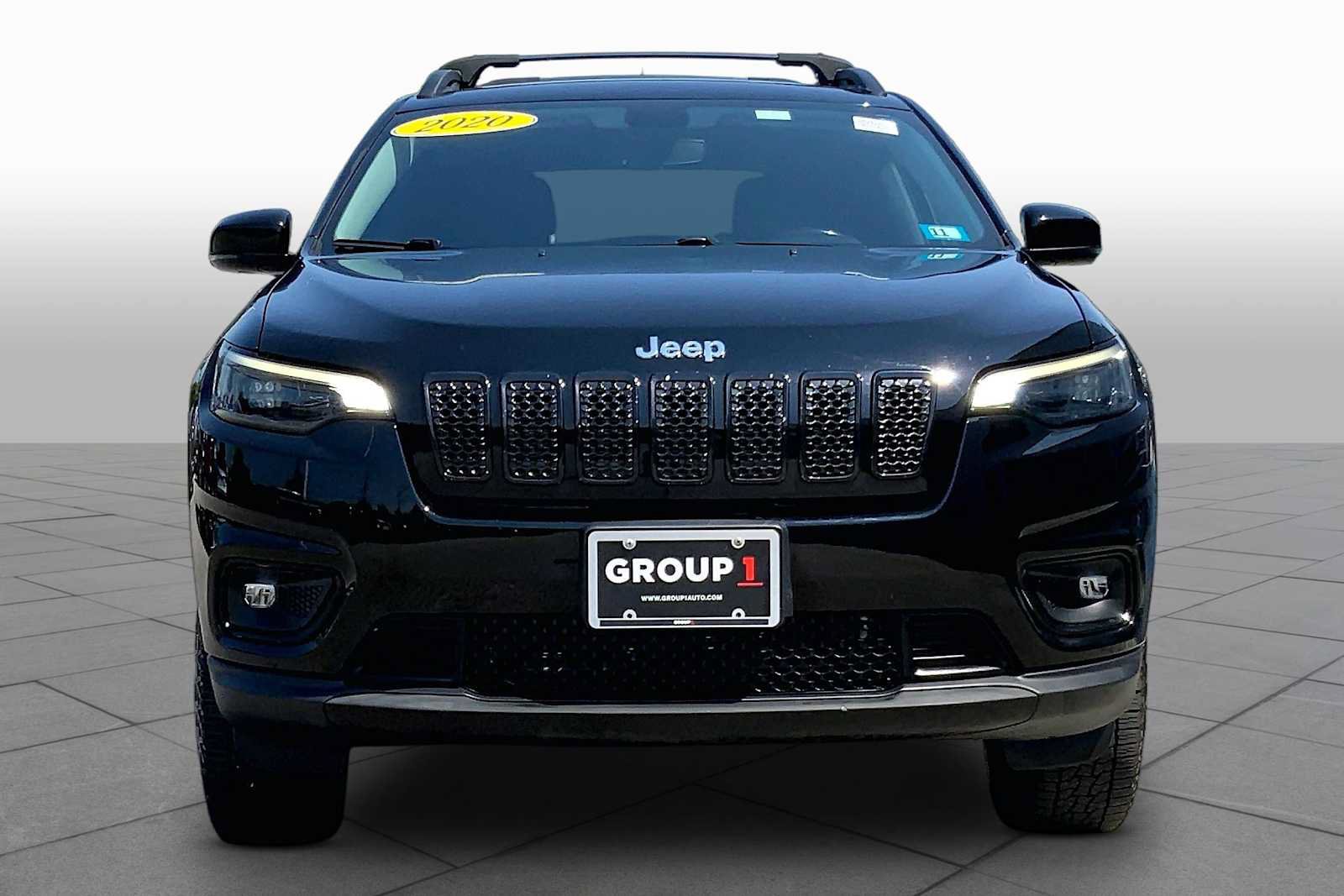 Used 2020 Jeep Cherokee Limited AWD/4WD image 4