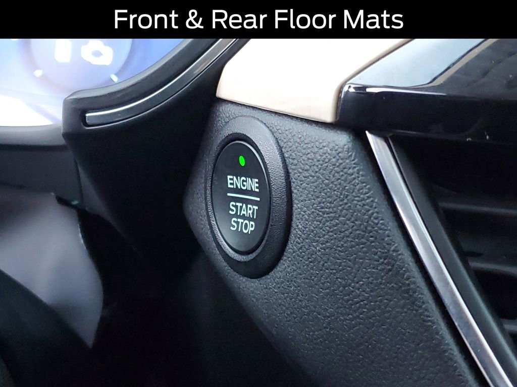 Used 2022 Ford Escape Titanium w/ Titanium Premium Package image 17