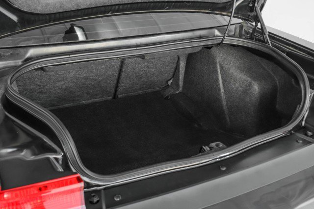 Used 2014 Dodge Challenger R/T image 38