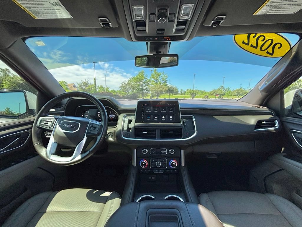 Used 2022 GMC Yukon SLT w/ SLT Premium Package AWD/4WD image 28