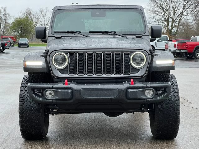 Used 2025 Jeep Wrangler Unlimited Rubicon AWD/4WD image 40