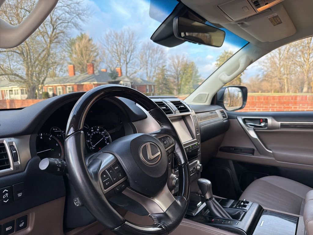 Used 2021 Lexus GX 460 Premium image 15