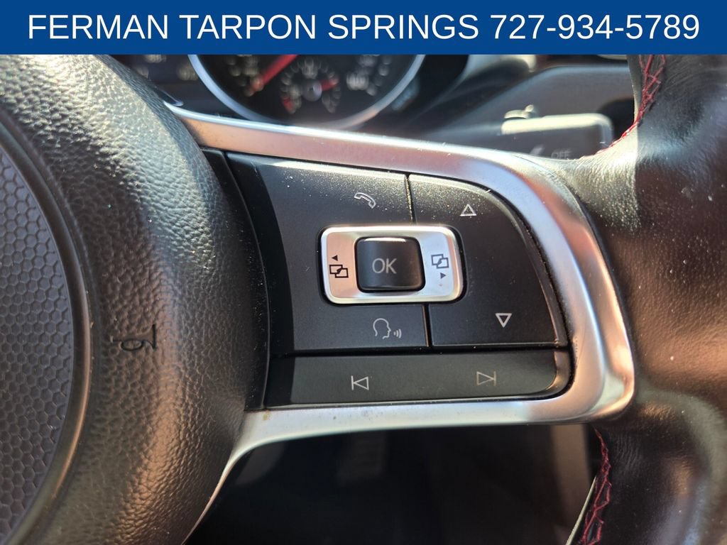 Used 2017 Volkswagen Jetta GLI FWD image 30