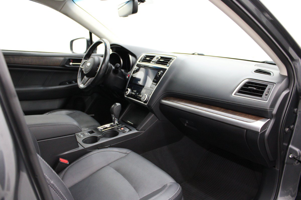 Used 2018 Subaru Outback 3.6R Limited AWD/4WD image 10