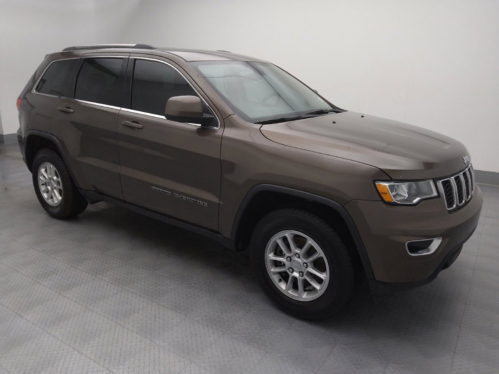 Used 2019 Jeep Grand Cherokee Laredo image 11