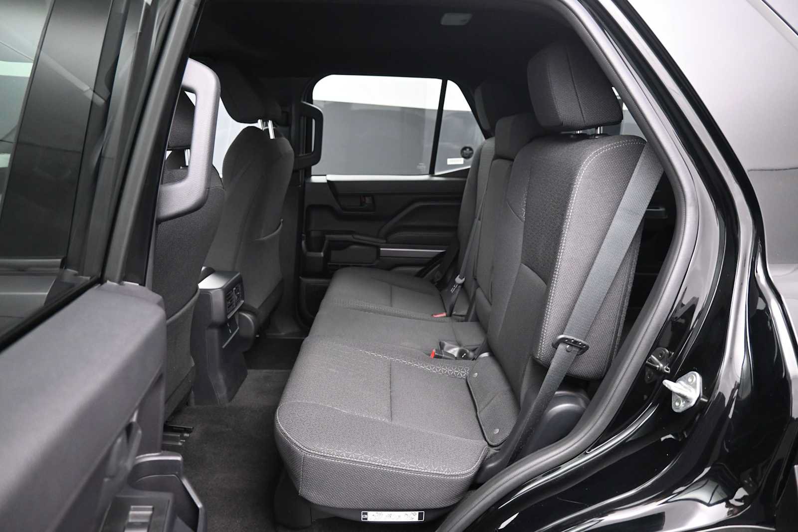 Certified 2025 Toyota 4Runner SR5 AWD/4WD image 21