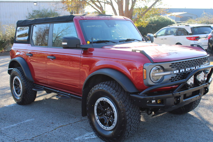 Used 2021 Ford Bronco Badlands image 5